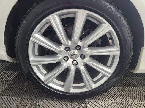 Used 2018 Volvo S90 T6 Inscription w/ Convenience Package AWD/4WD image 15