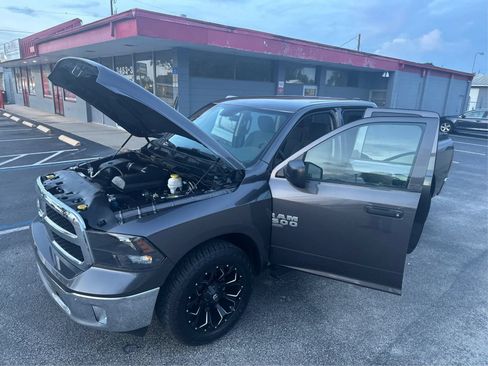 Used 2019 RAM 1500 Tradesman w/ Tradesman SXT Package RWD image 12