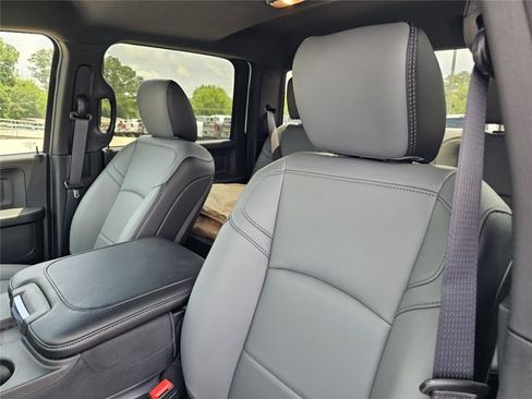 New 2026 RAM 3500 Tradesman AWD/4WD image 44
