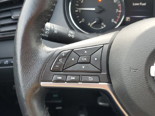 Used 2018 Nissan Rogue Sport AWD image 21