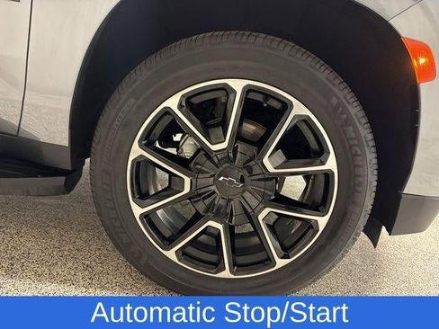 Used 2022 Chevrolet Tahoe RST w/ Luxury Package image 32