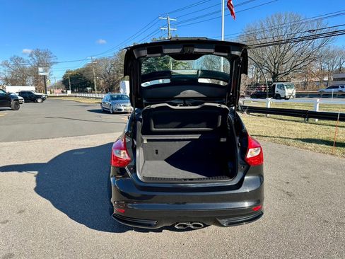 Used 2014 Ford Focus ST w/ Equipment Group 202A image 23
