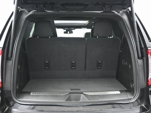 Used 2024 GMC Yukon Denali AWD/4WD image 14