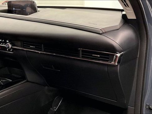 Used 2025 MAZDA CX-30 AWD 2.5 S w/ Preferred Package image 19