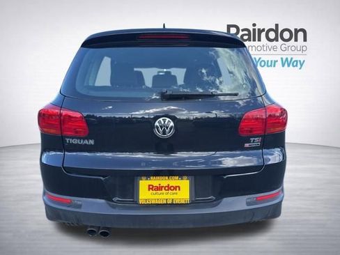 Used 2018 Volkswagen Tiguan Limited image 7