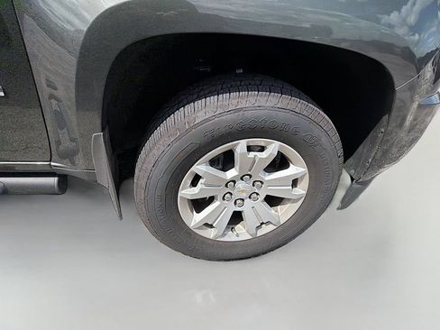Used 2018 Chevrolet Colorado LT w/ Luxury Package, Chrome AWD/4WD image 9