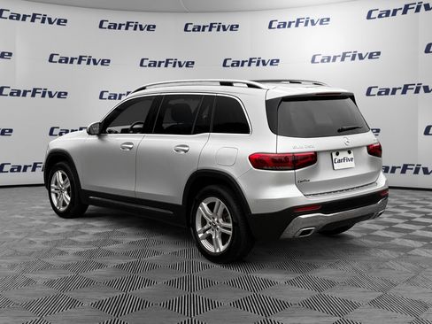 Used 2022 Mercedes-Benz GLB 250 4MATIC image 3