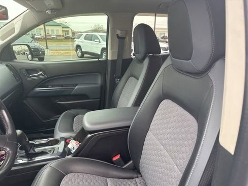 Used 2016 Chevrolet Colorado Z71 image 10