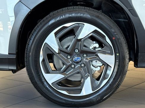 New 2026 Subaru Crosstrek 2.5i Limited w/ Crosstrek Mirror Package image 24