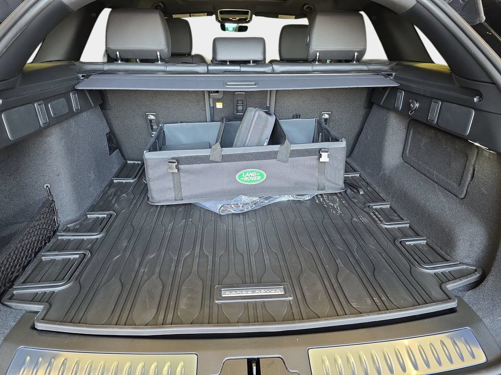 New 2026 Land Rover Range Rover Velar S AWD/4WD image 10