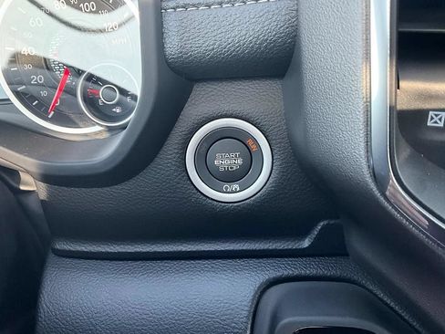 New 2026 RAM 1500 Laramie w/ Laramie Preferred Package AWD/4WD image 13