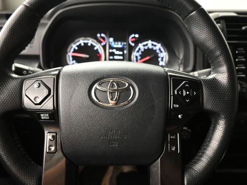 Certified 2024 Toyota 4Runner TRD Off-Road Premium w/ Moonroof Package AWD/4WD image 27