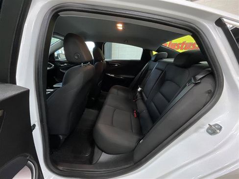Used 2023 Chevrolet Malibu LT FWD image 21