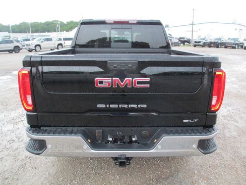 New 2026 GMC Sierra 1500 SLT w/ SLT Premium Plus Package AWD/4WD image 5