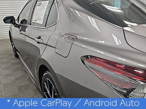 Used 2024 Toyota Camry SE w/ Convenience Package image 7