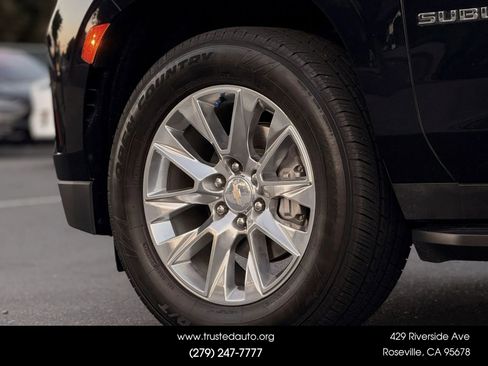 Used 2023 Chevrolet Suburban Premier RWD image 26