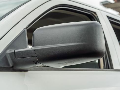 Used 2015 RAM 2500 Tradesman w/ Chrome Appearance Group image 10