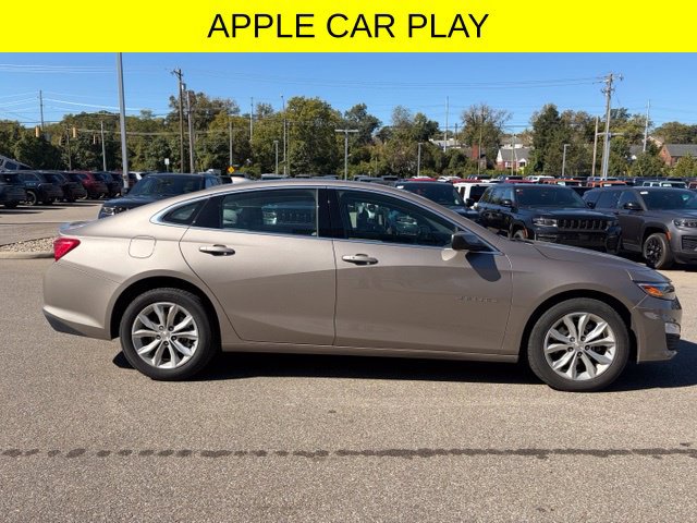 Used 2025 Chevrolet Malibu LT FWD image 2
