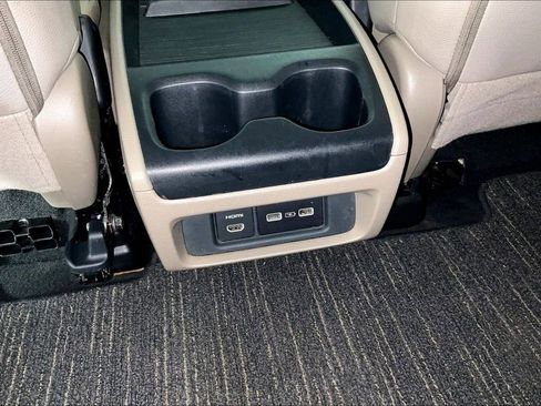 Used 2023 Honda Odyssey Touring image 34