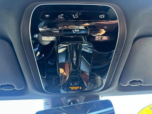 Used 2024 Mercedes-Benz GLC 300 4MATIC image 34