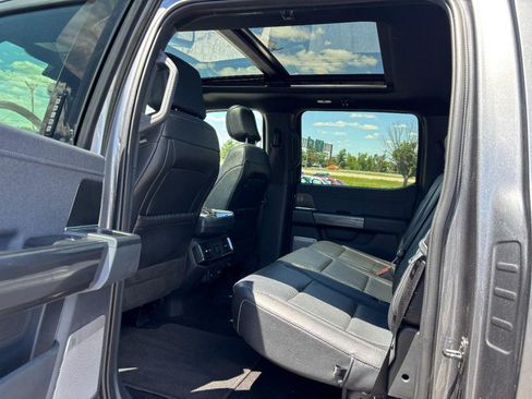 Used 2022 Ford F150 Lariat w/ Equipment Group 502A High AWD/4WD image 10