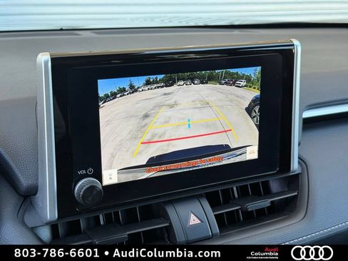 Used 2025 Toyota RAV4 LE AWD/4WD image 4