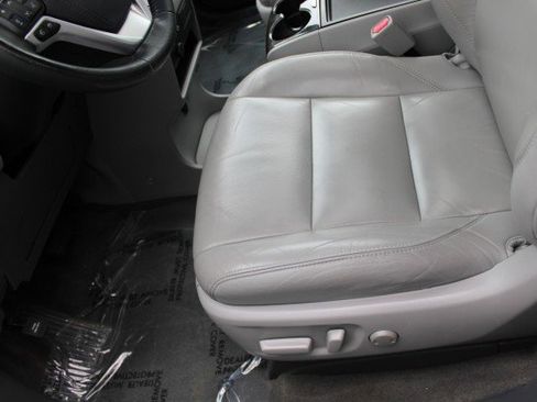 Used 2015 Toyota Sienna XLE Premium image 22