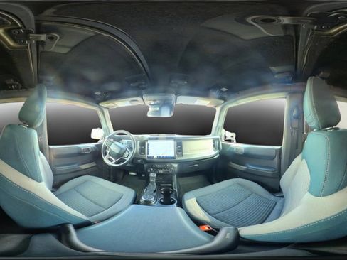 Used 2021 Ford Bronco Outer Banks image 34