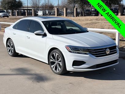 Used 2022 Volkswagen Passat 2.0T SE