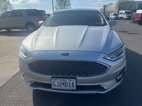 Used 2019 Ford Fusion Titanium image 9