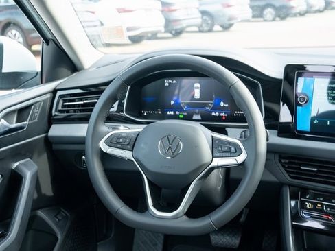 New 2026 Volkswagen Jetta SE image 30