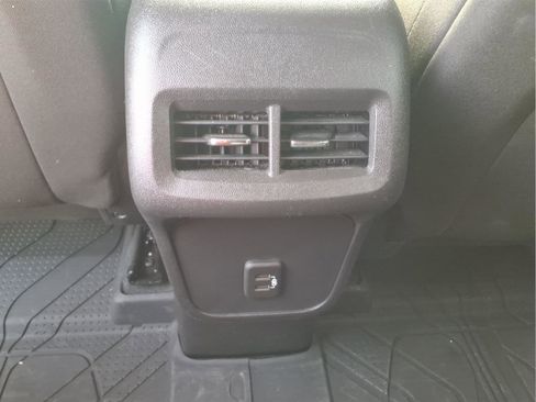 Used 2024 Chevrolet Equinox LT w/ LPO, Floor Liner Package FWD image 12