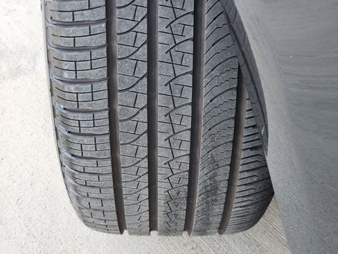 New 2025 Land Rover Range Rover SE image 11