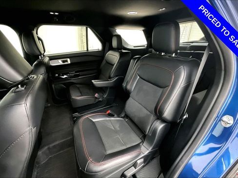 Used 2023 Ford Explorer ST-Line w/ Class IV Trailer Tow Package image 34