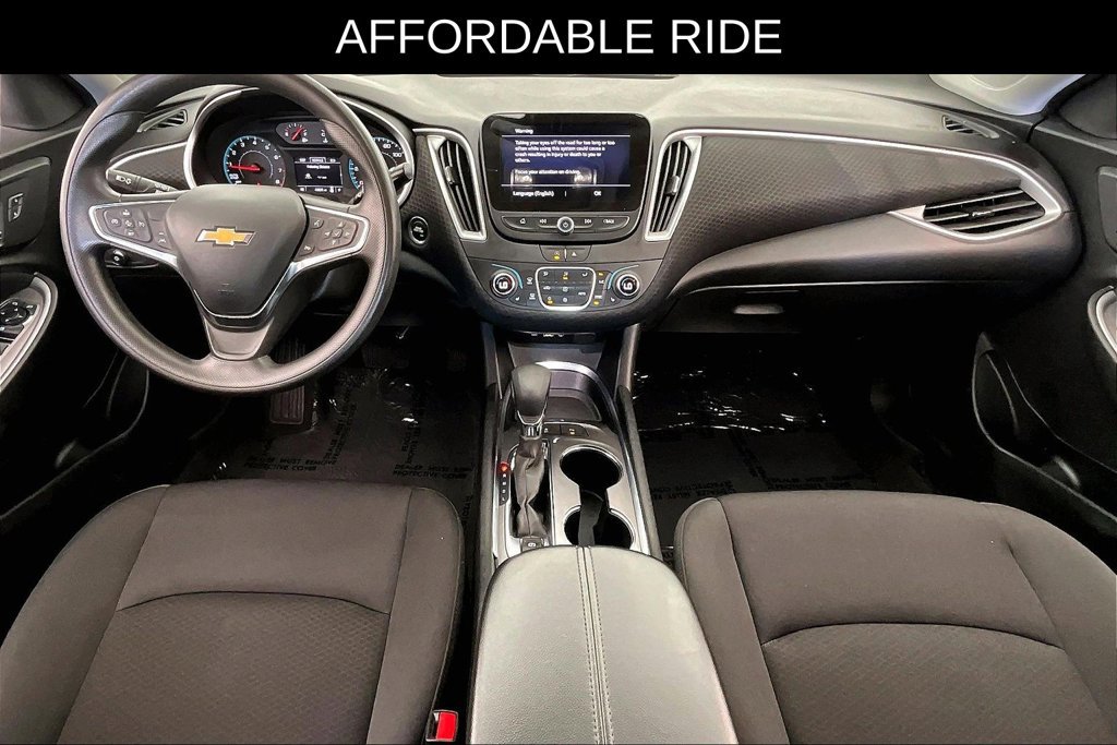 Used 2025 Chevrolet Malibu LT FWD image 19
