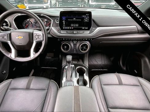 Used 2024 Chevrolet Blazer Premier w/ Enhanced Convenience Package AWD/4WD image 5