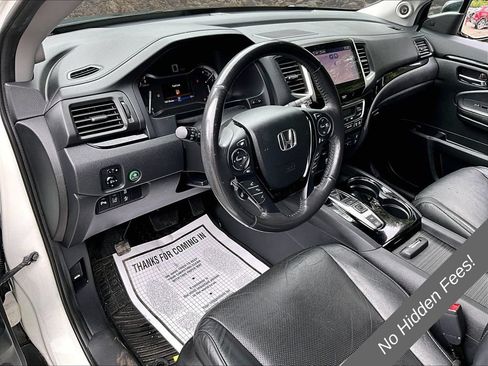 Used 2017 Honda Pilot Elite image 12