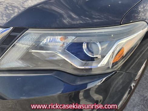 Used 2020 Nissan Pathfinder S FWD image 10