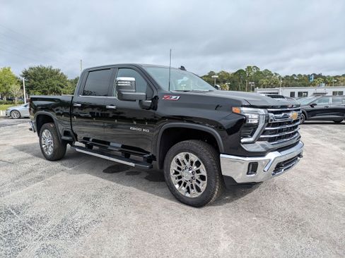 New 2026 Chevrolet Silverado 2500 LTZ w/ LTZ Premium Package image 2