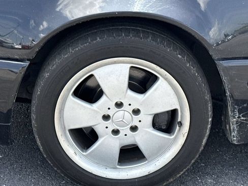 Used 2000 Mercedes-Benz SL 500 image 2
