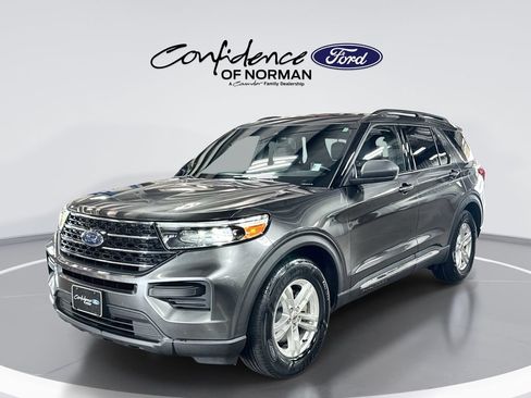 Used 2020 Ford Explorer XLT RWD image 1
