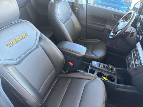 Used 2025 Ford Maverick Tremor image 14