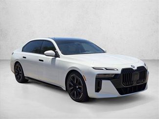 Used 2026 BMW 760i xDrive AWD/4WD video 3