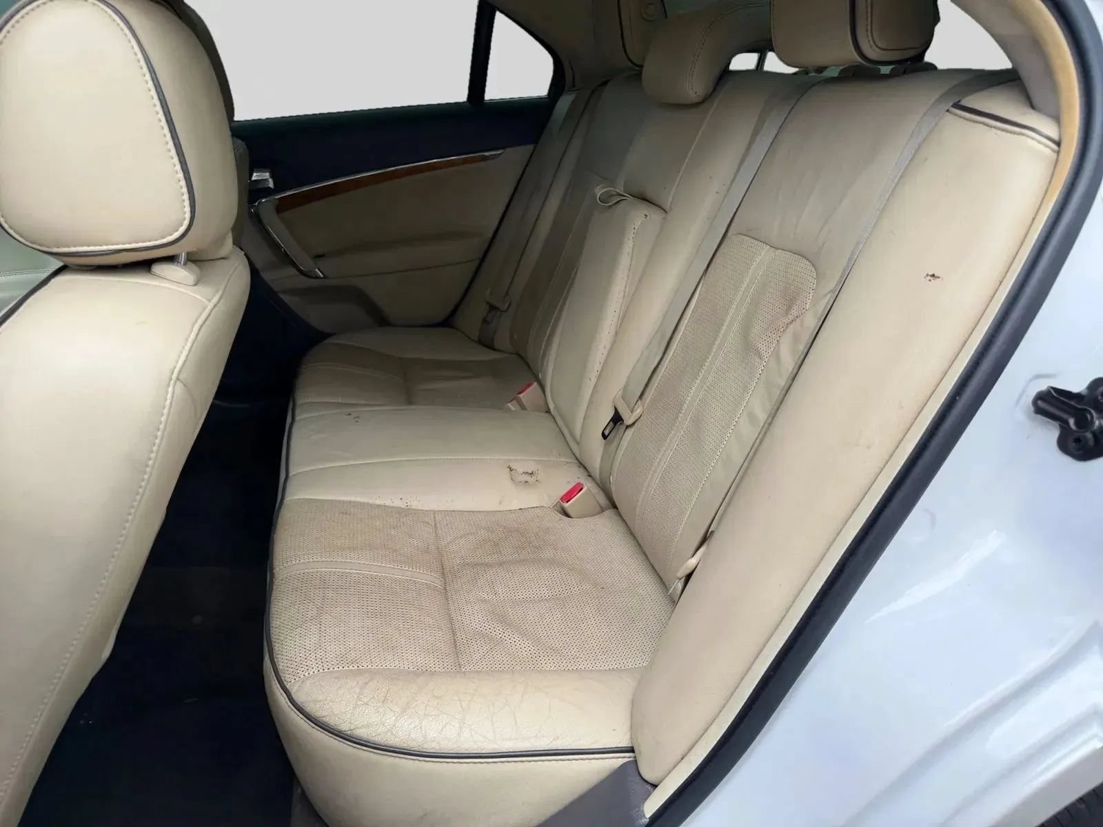 Used 2012 Lincoln MKZ FWD image 13
