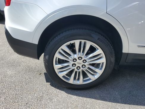 Used 2017 Cadillac XT5 Premium Luxury w/ LPO, Wheel Lock Package image 6