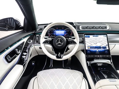 Certified 2025 Mercedes-Benz S 580 4MATIC Sedan image 7