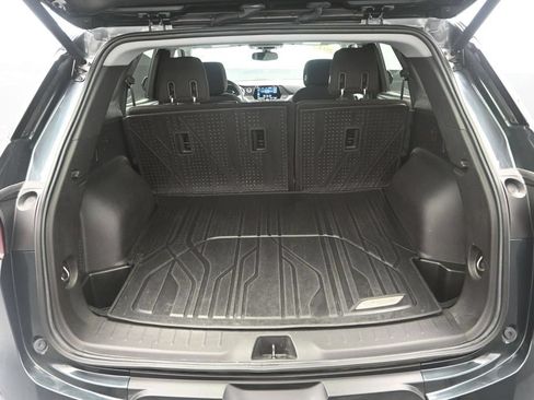 Used 2019 Chevrolet Blazer LT FWD image 31