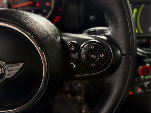 Used 2017 MINI Cooper 4-Door Hardtop FWD image 31