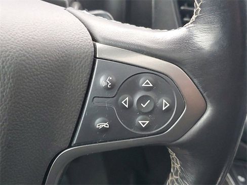 Certified 2019 Chevrolet Suburban LT image 24