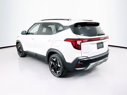 Used 2025 Kia Seltos S image 5